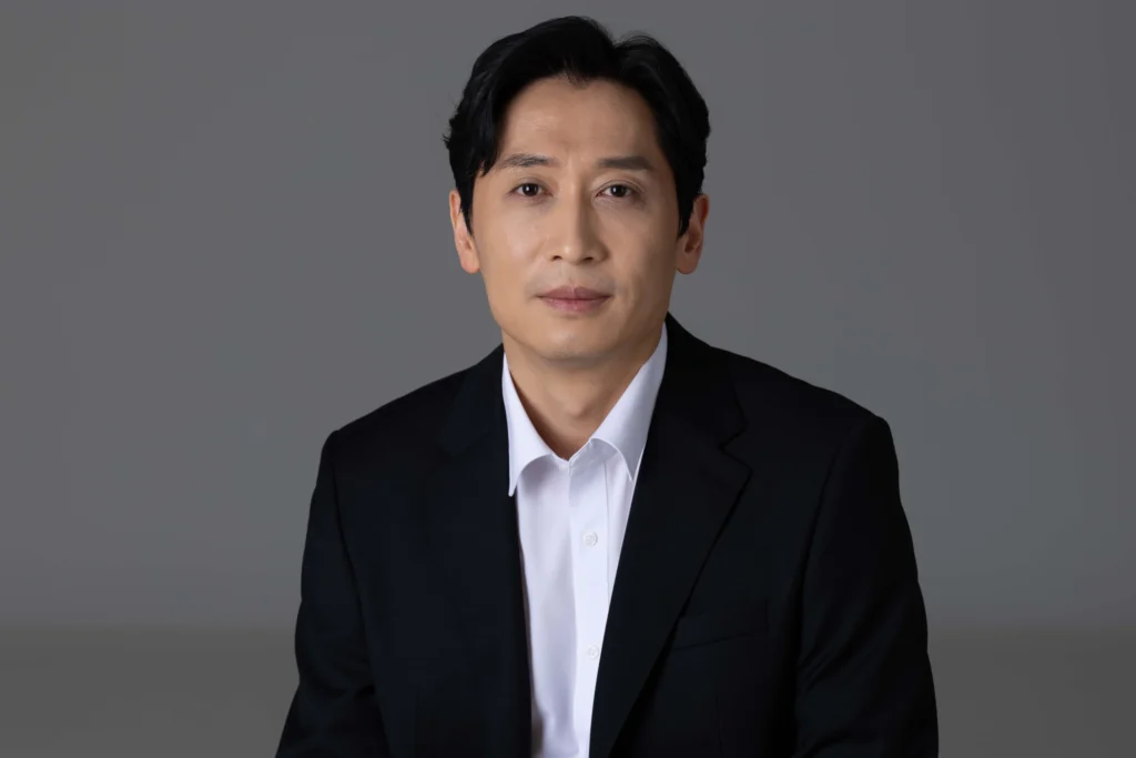 정OO 헤드샷
